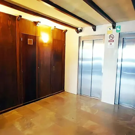 Con Garaje Opcional En Edificio Montblanc Apartman *